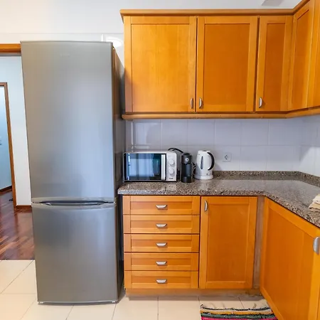 Isabel Charmoso E Bem Localizado *