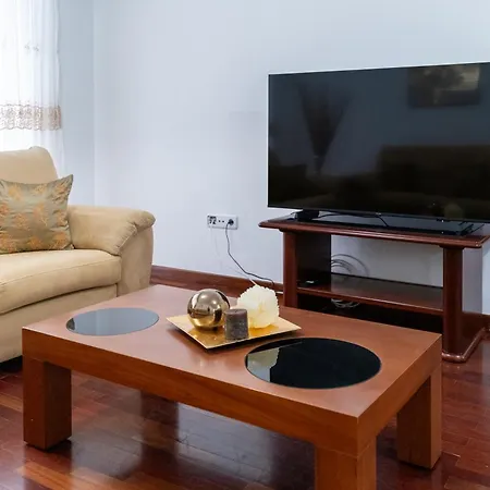 Lägenhet Isabel Charmoso E Bem Localizado *