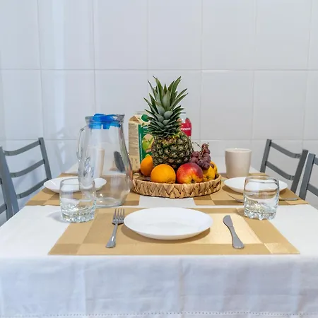 Isabel Charmoso E Bem Localizado *