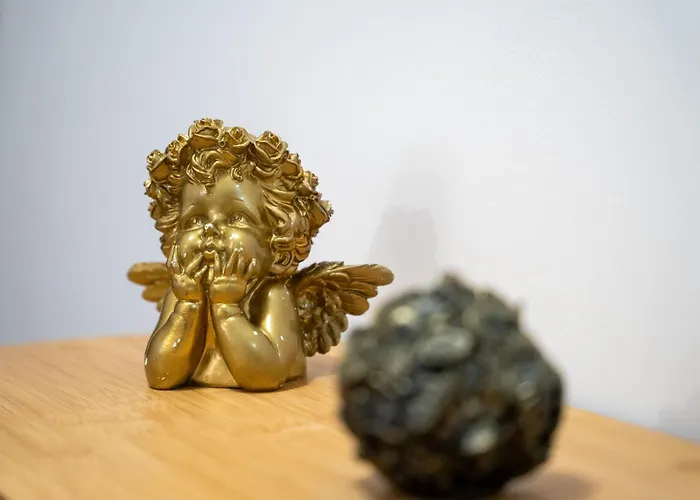 Isabel Charmoso E Bem Localizado *