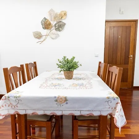 Isabel Charmoso E Bem Localizado * Рибейра-Брава