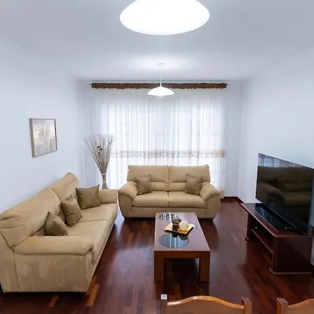 Isabel Charmoso E Bem Localizado Апартаменты *