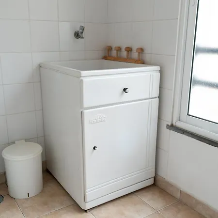 Isabel Charmoso E Bem Localizado Apartamento