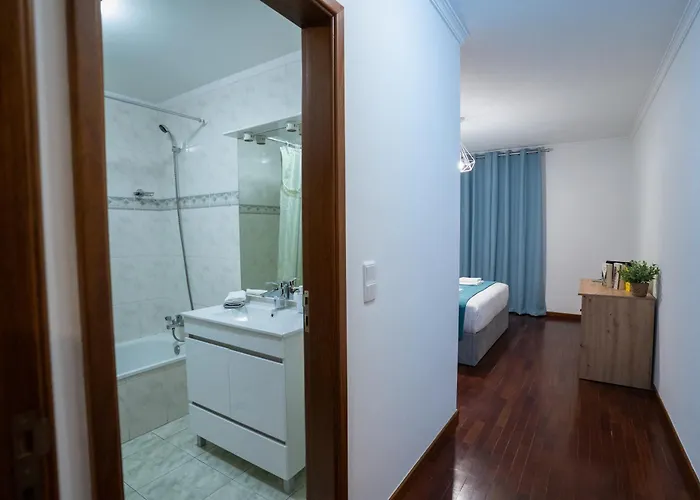 Isabel Charmoso E Bem Localizado