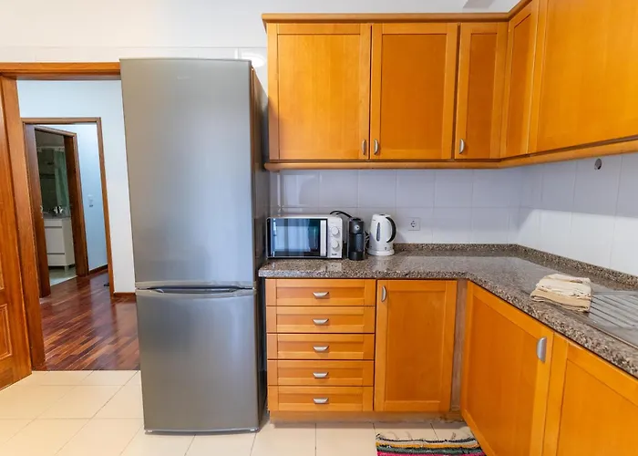 Isabel Charmoso E Bem Localizado *